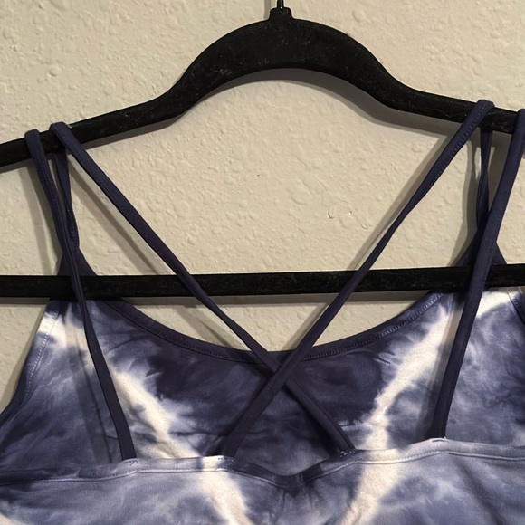 NWOT ELECTRIC & ROSE
Tie-Dye Active Crop Top XS - Picture 3 of 11